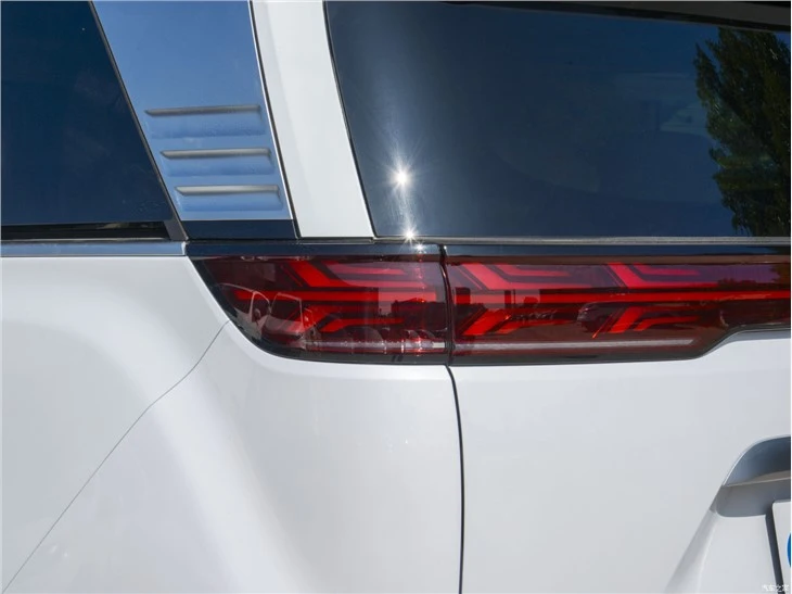2023 BYD Denza D9 TengShi D9