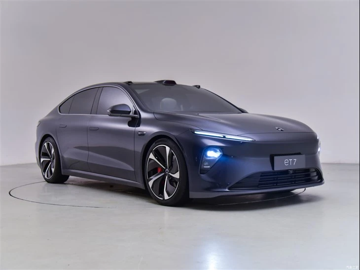 NIO ET7