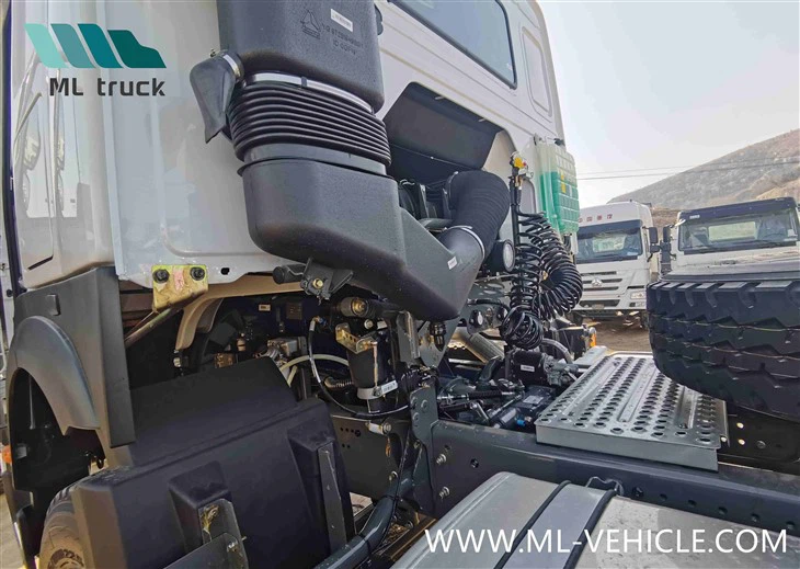 Sinotruk HOWO New 10 Wheeler Heavy Duty 4X2 6X4 400HP 430HP Trailer