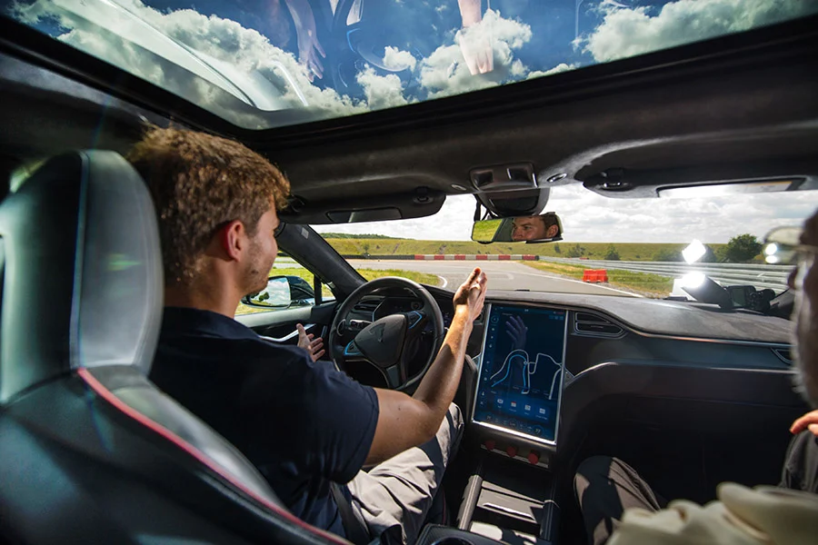 Izvršni direktor Bentleyja autonomnu vožnju 3. nivoa naziva veoma opasnom
