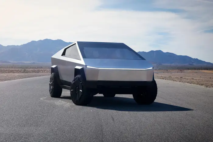 Tesla Cybertruck lansiran u Kanadi