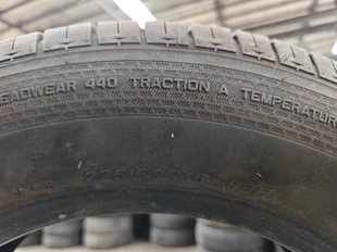 225 60R16 2 225 60R16 2
